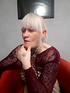 poussichienne online show from 12, 10, 2025