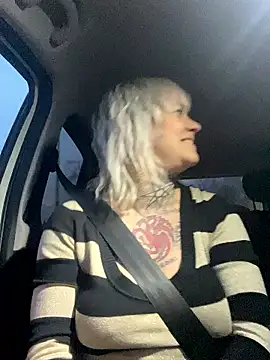 poussichienne online show from 15, 1, 2026