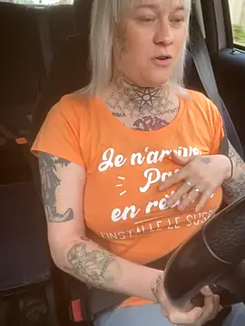 poussichienne online show from 14, 11, 2025