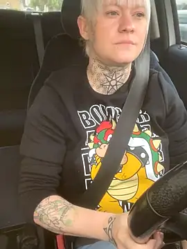 poussichienne online show from 9, 10, 2025