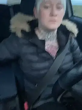 poussichienne online show from 10, 2, 2026