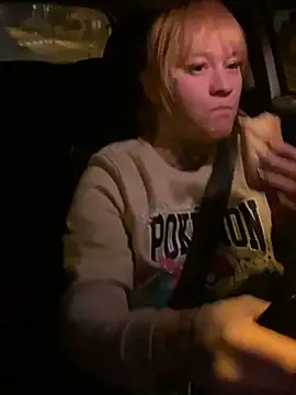 poussichienne online show from 18, 4, 2026