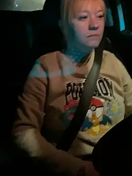 poussichienne online show from 17, 4, 2026