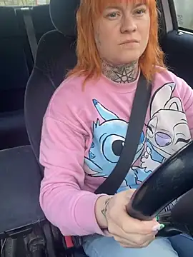 poussichienne online show from 12, 3, 2026