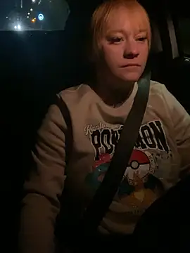 poussichienne online show from 16, 4, 2026