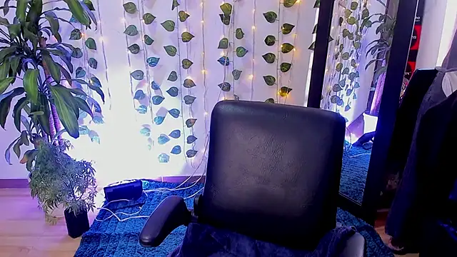 mariiana-diaz online show from 27, 11, 2025