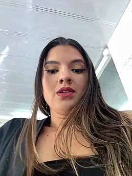 Snapshot of annavi_ chatting on 10, 5, 2026 annavi online show from 10, 5, 2026