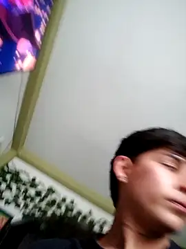 Snapshot of Lukas_strong chatting on 14, 10, 2025 Lukas strong online show from 14, 10, 2025