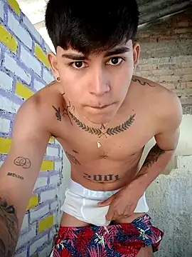 Snapshot of Lukas_strong chatting on 18, 10, 2025 Lukas strong online show from 18, 10, 2025