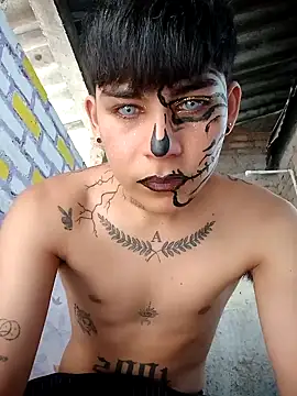 Snapshot of Lukas_strong chatting on 31, 10, 2025 Lukas strong online show from 31, 10, 2025