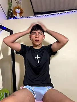 Snapshot of Lukas_strong chatting on 26, 11, 2025 Lukas strong online show from 26, 11, 2025