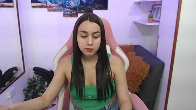 EmmaMyerss  online show from 5, 2, 2025