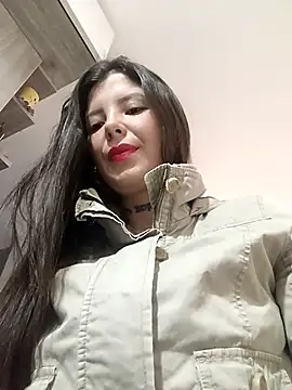 Snapshot of basic_Instinct chatting on 28, 9, 2025 basic Instinct online show from 28, 9, 2025