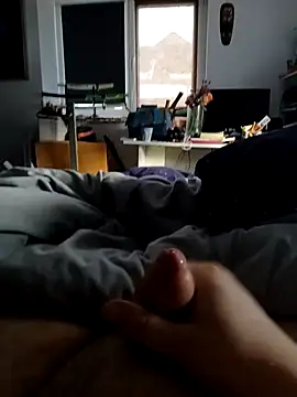 Snapshot of BennoSingle chatting on 12, 1, 2025 BennoSingle online show from 12, 1, 2025