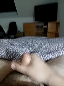 Snapshot of BennoSingle chatting on 12, 3, 2025 BennoSingle online show from 12, 3, 2025