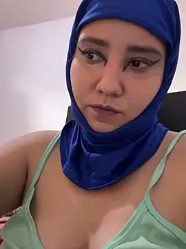 Snapshot of hannahayat chatting on 13, 5, 2026 hannahayat online show from 13, 5, 2026