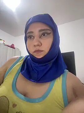 Snapshot of hannahayat chatting on 4, 6, 2026 hannahayat online show from 4, 6, 2026