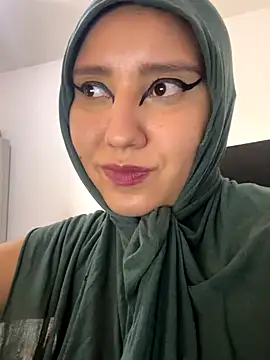 Snapshot of hannahayat chatting on 13, 11, 2025 hannahayat online show from 13, 11, 2025