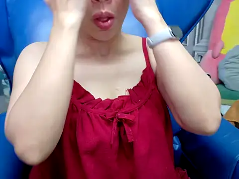 Snapshot of Cherry_6969 chatting on 18, 12, 2025 Cherry 6969 online show from 18, 12, 2025