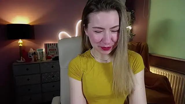 Mia Tasty online show from 5, 3, 2025