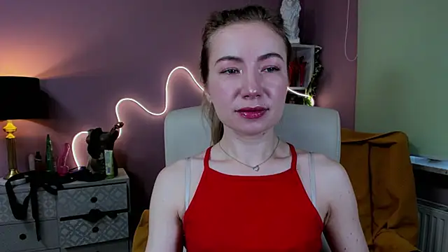 Mia Tasty online show from 8, 10, 2025