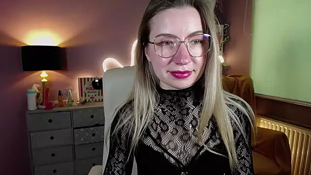 Mia Tasty online show from 20, 3, 2025