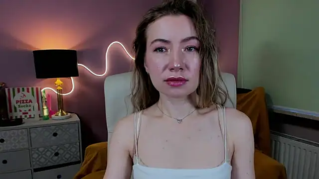 Mia Tasty online show from 6, 11, 2025