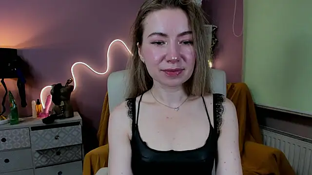 Mia Tasty online show from 10, 9, 2025