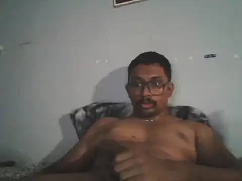 Snapshot of chennaibull101 chatting on 26, 9, 2025 chennaibull101 online show from 26, 9, 2025
