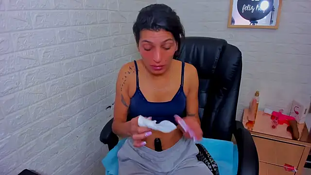 ImCrazzy online show from 5, 3, 2026