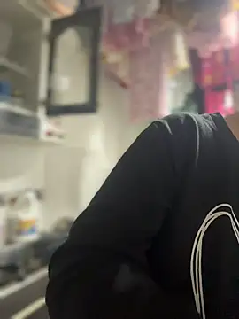 Emiily lee online show from 23, 10, 2025