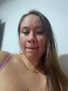 Emiily lee online show from 28, 11, 2025