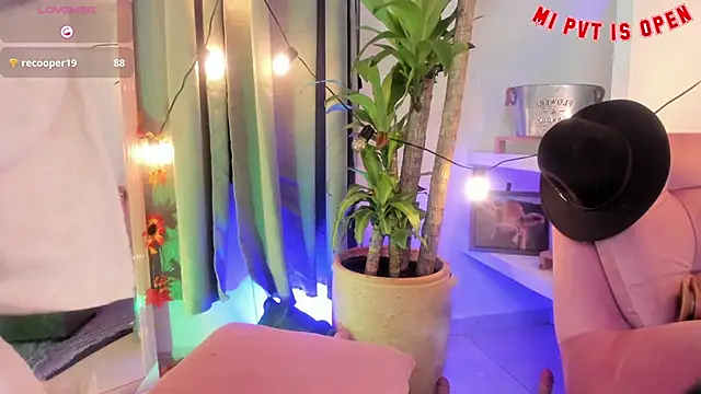 Snapshot of pamduff chatting on 21, 3, 2025 pamduff online show from 21, 3, 2025