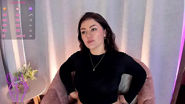 Sofiawilson  online show from 26, 2, 2025