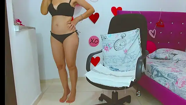 chantalsemenova1 online show from 13, 2, 2026