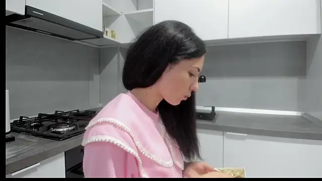 Emmapmg online show from 25, 11, 2025