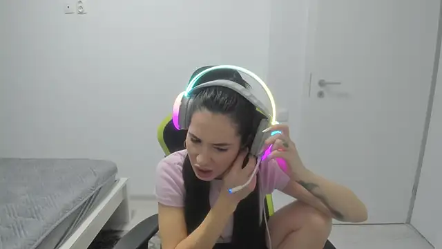 Emmapmg online show from 16, 12, 2025