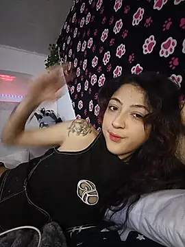 Snapshot of BonnieCute_ chatting on 18, 7, 2026 BonnieCute online show from 18, 7, 2026