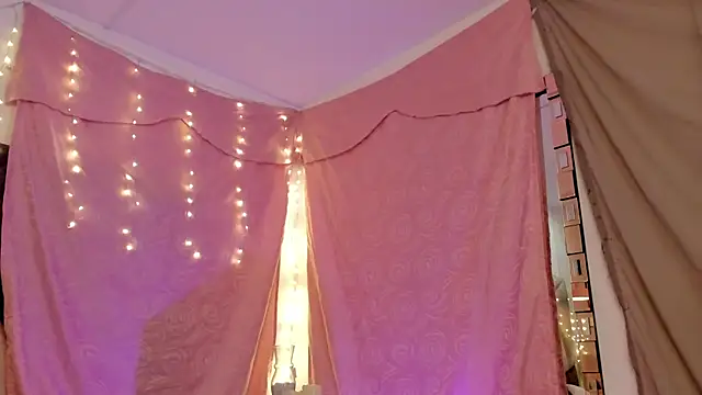 BonnieCute  online show from 8, 11, 2025