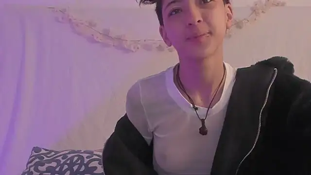 BonnieCute  online show from 6, 3, 2025