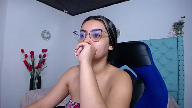 antonella sweetlittle online show from 10, 4, 2026