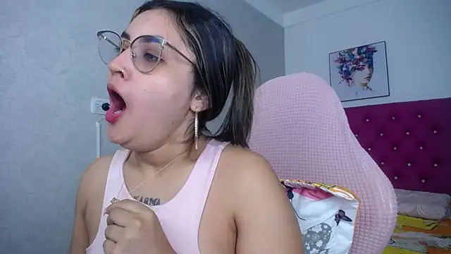 antonella sweetlittle online show from 6, 6, 2026