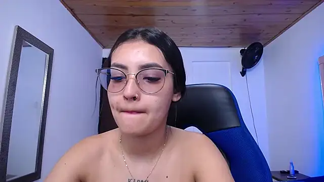 antonella sweetlittle online show from 5, 11, 2025