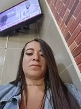 Snapshot of Alona_Evans chatting on 5, 6, 2026 Alona Evans online show from 5, 6, 2026