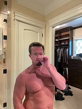 Snapshot of sluttydylan chatting on 23, 5, 2026 sluttydylan online show from 23, 5, 2026