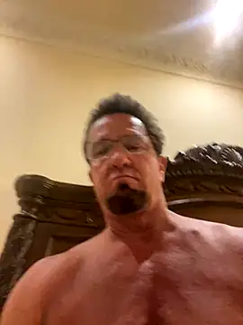 sluttydylan online show from 2, 11, 2025