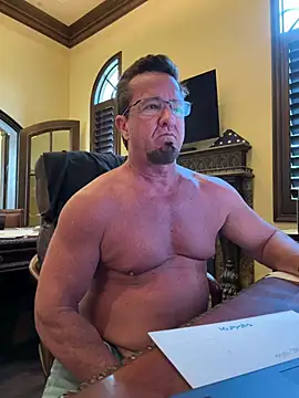 Snapshot of sluttydylan chatting on 22, 4, 2026 sluttydylan online show from 22, 4, 2026