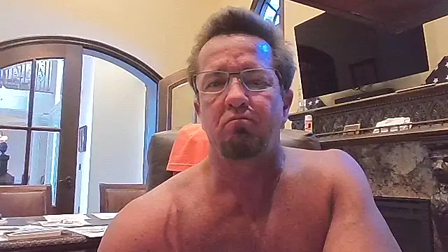 sluttydylan online show from 6, 11, 2025