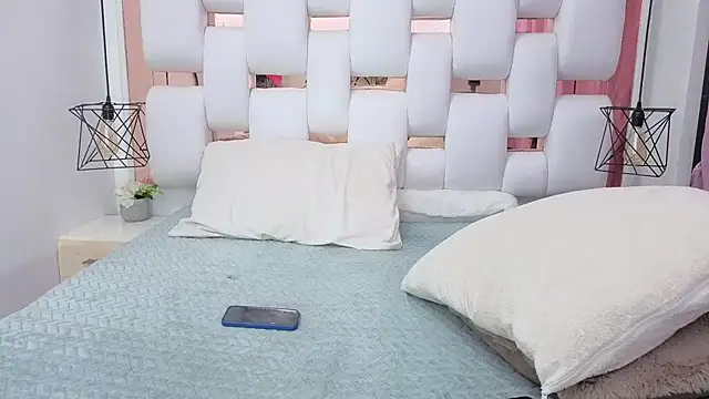 Snapshot of scarce_candy69 chatting on 13, 11, 2025 scarce candy69 online show from 13, 11, 2025