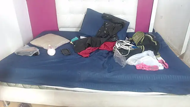 nextdoor fantasy1 online show from 4, 12, 2025